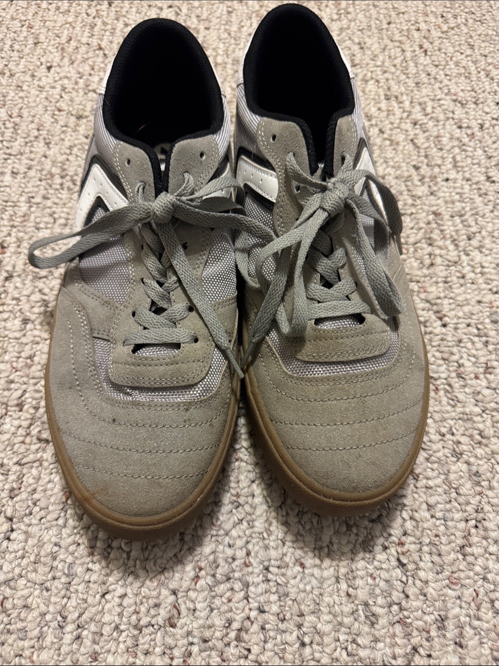 Men's Airwalks Gray Suede Casual Sneakers Sz 12